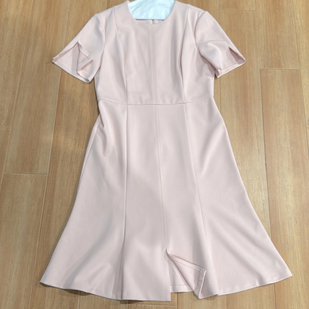 Really adorable pink dress